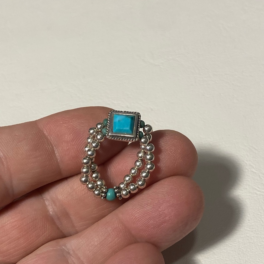 Silpada Stretch Ring.